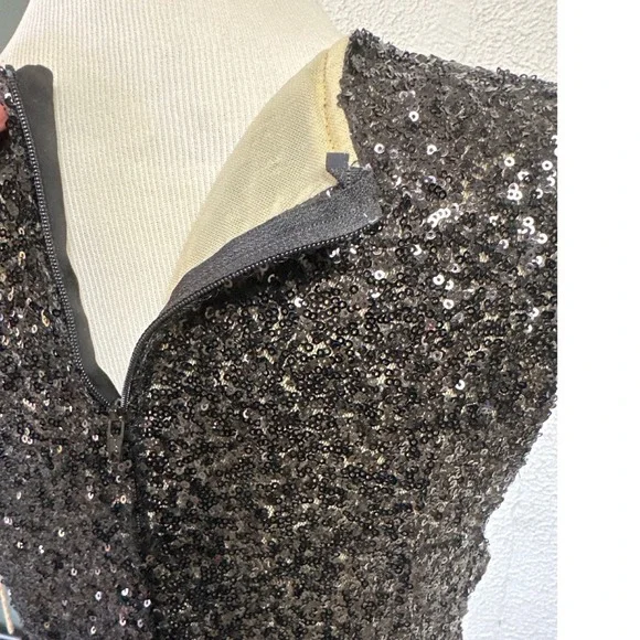 Lovers + Friends Black Sequin Cutout Midi Dress Sleeveless Bodycon Glam L NWT - Picture 6 of 10